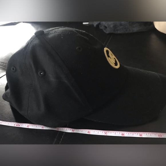 NW Michael Kors Cap - Picture 4 of 14